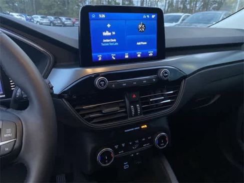 Used 2023 Ford Escape Active image 14