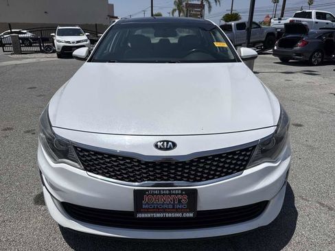 Used 2016 Kia Optima EX w/ Premium Package FWD image 2