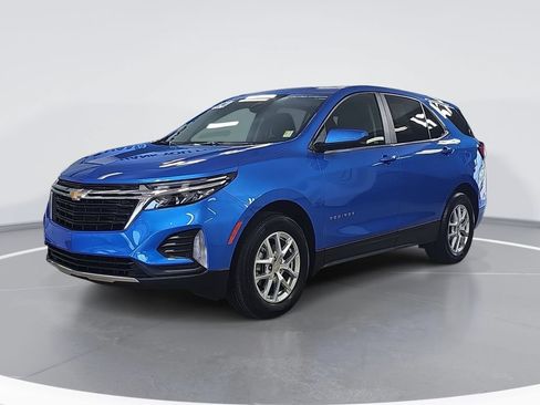 Certified 2024 Chevrolet Equinox LT w/ LPO, Floor Liner Package FWD image 9
