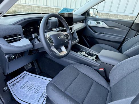 New 2026 Ford Explorer Active image 10