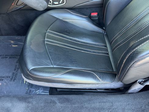 Used 2020 Aston Martin V8 Vantage Coupe RWD image 32