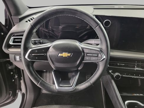 Certified 2025 Chevrolet Traverse LT w/ LPO, Floor Liner Package image 3