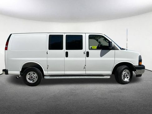 Certified 2025 GMC Savana 2500 w/ Driver Convenience Package RWD image 16