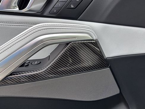 New 2026 BMW X6 M60i image 13