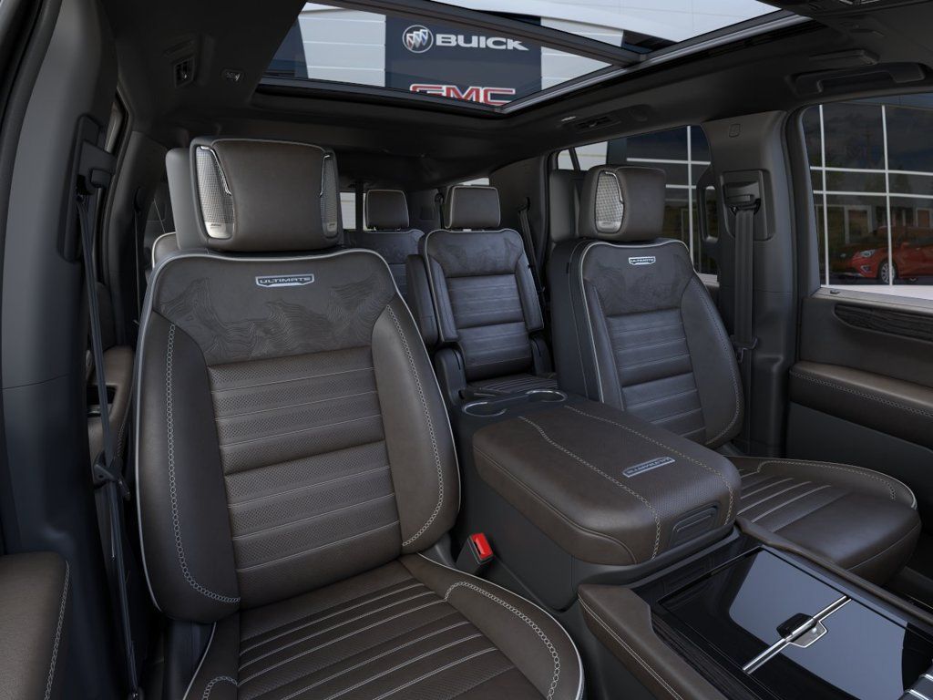 New 2027 GMC Yukon Denali Ultimate w/ LPO, Floor Liner Package AWD/4WD image 16