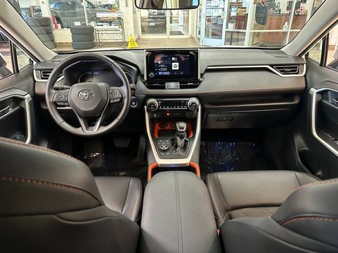 Used 2024 Toyota RAV4 Adventure image 12