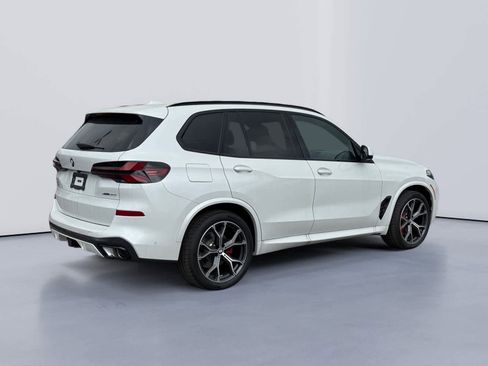 New 2026 BMW X5 xDrive40i w/ Executive Package image 3