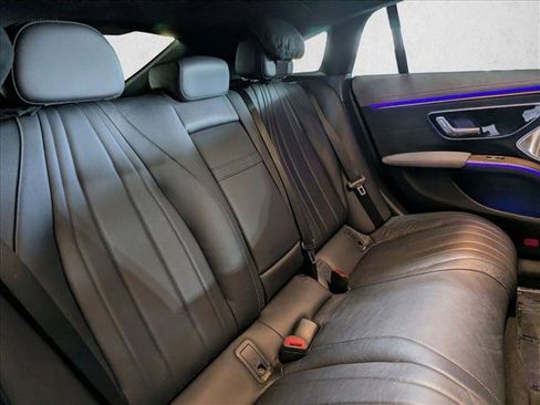 Certified 2023 Mercedes-Benz EQS 580 4MATIC Sedan image 19