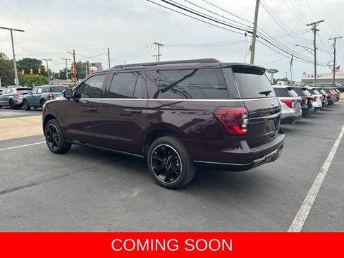 Used 2023 Ford Expedition Max Limited AWD/4WD image 4