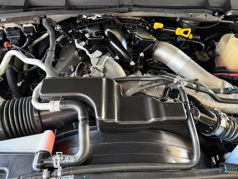 Used 2016 Ford F350 Lariat w/ Lariat Ultimate Package AWD/4WD image 39
