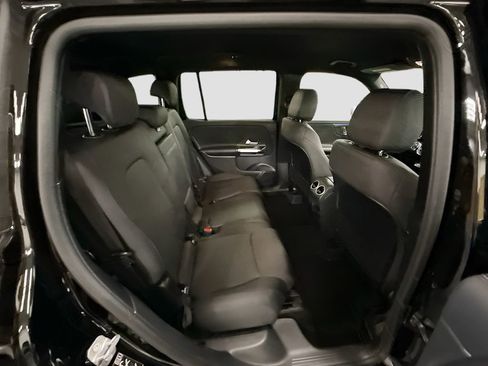 Certified 2025 Mercedes-Benz GLB 250 image 20