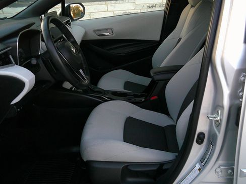 Used 2024 Toyota Corolla SE image 18