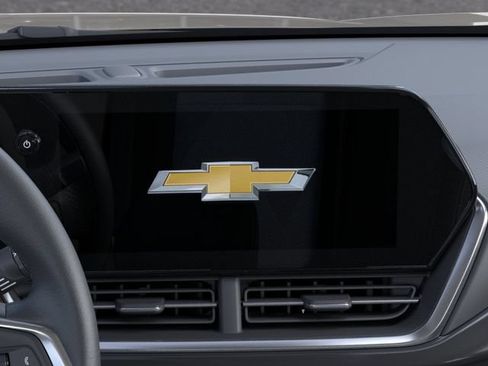 New 2026 Chevrolet Trax ACTIV w/ Sunroof Package FWD image 20