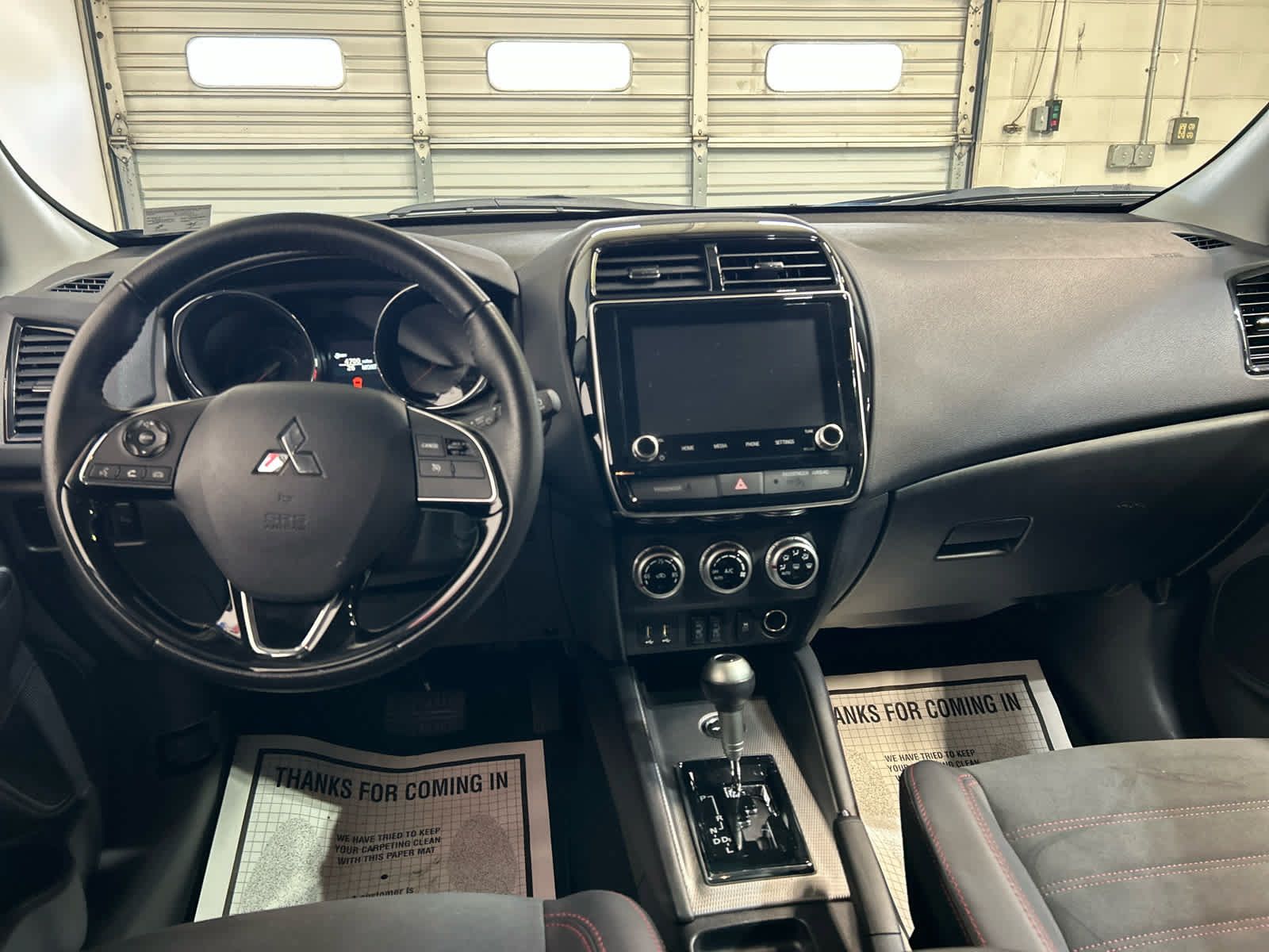 Used 2024 Mitsubishi Outlander Sport SE AWD/4WD image 4