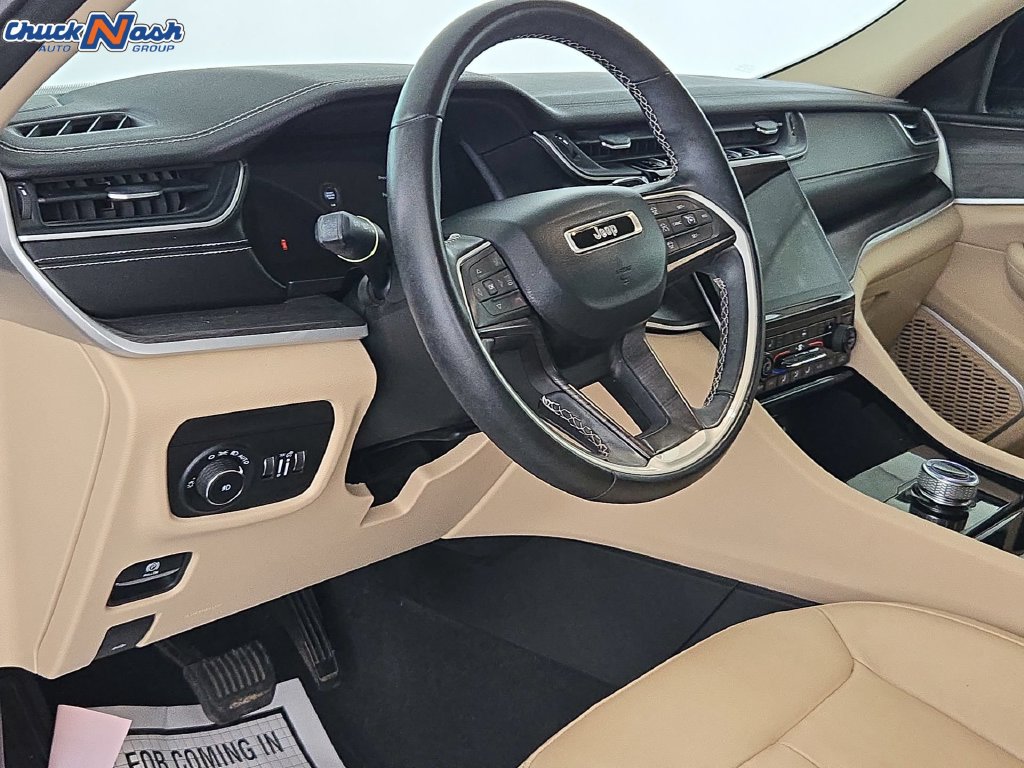 Used 2021 Jeep Grand Cherokee L Limited RWD image 16