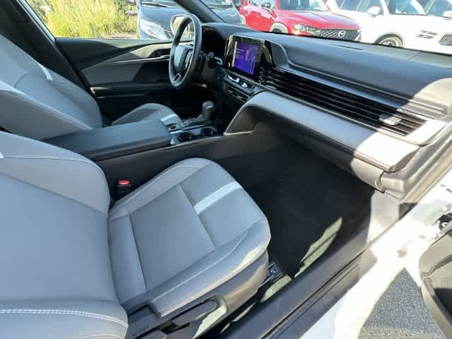 Used 2025 Toyota Camry SE w/ Convenience Package AWD/4WD image 20