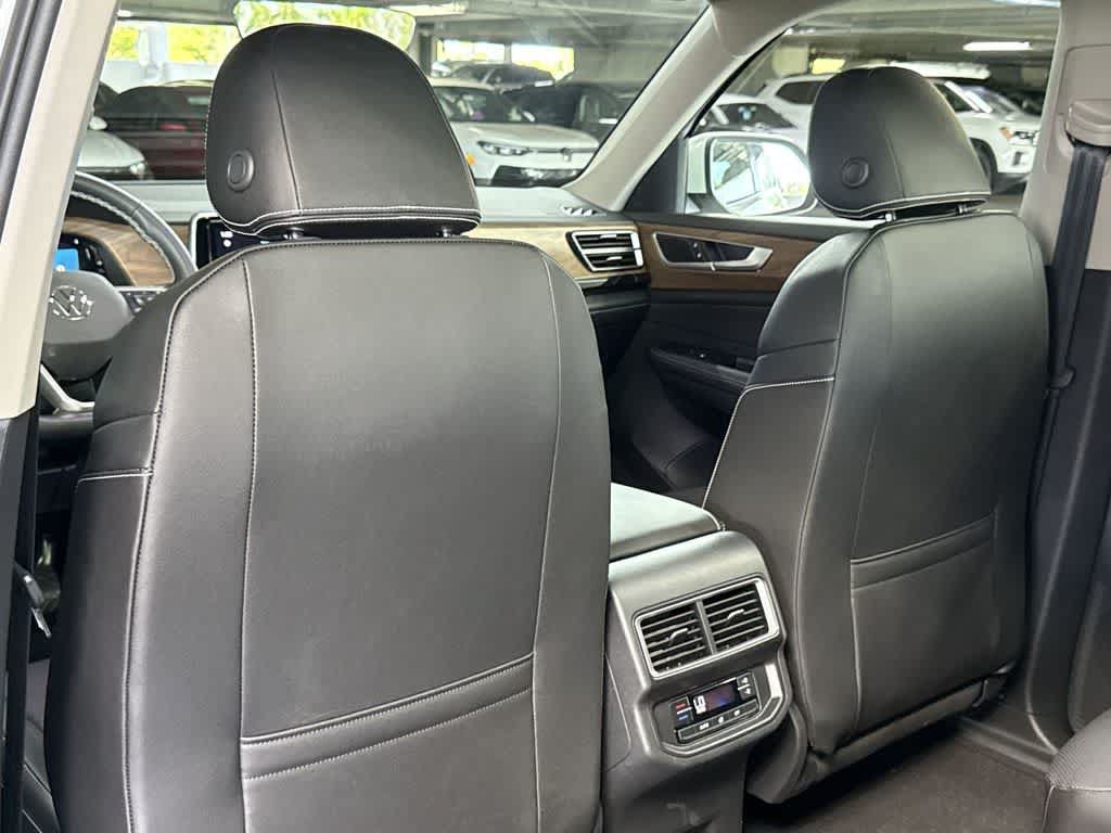 Used 2026 Volkswagen Atlas SE FWD image 23