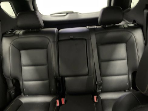 Used 2021 Chevrolet Equinox Premier w/ Redline Edition image 11