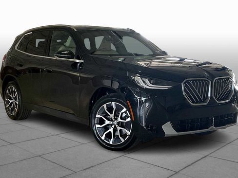 New 2025 BMW X3 xDrive30i w/ Convenience Package image 2