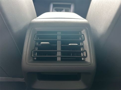 New 2026 Volkswagen Tiguan SE R-Line image 42