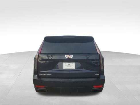 Used 2022 Cadillac Escalade Sport w/ Touring Package image 5