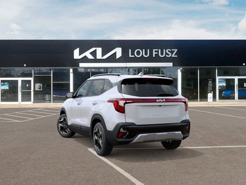 New 2026 Kia Seltos S image 4