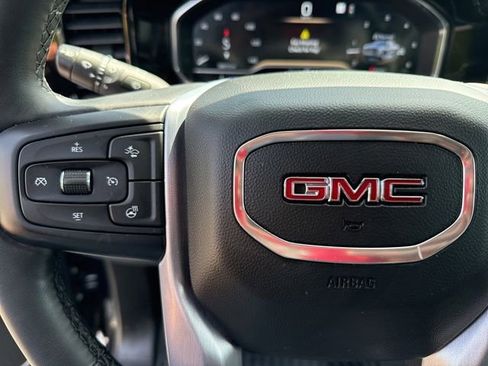 Used 2023 GMC Sierra 1500 Elevation AWD/4WD image 17