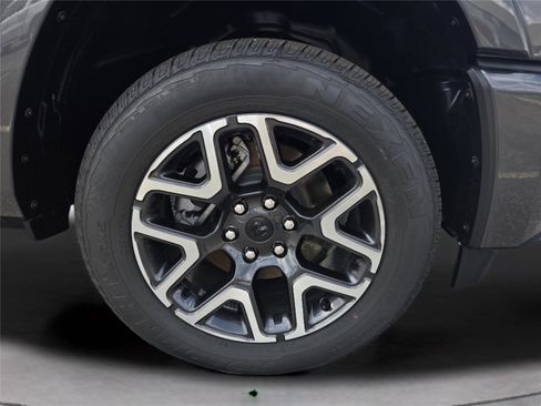 New 2026 RAM 1500 Laramie AWD/4WD image 36