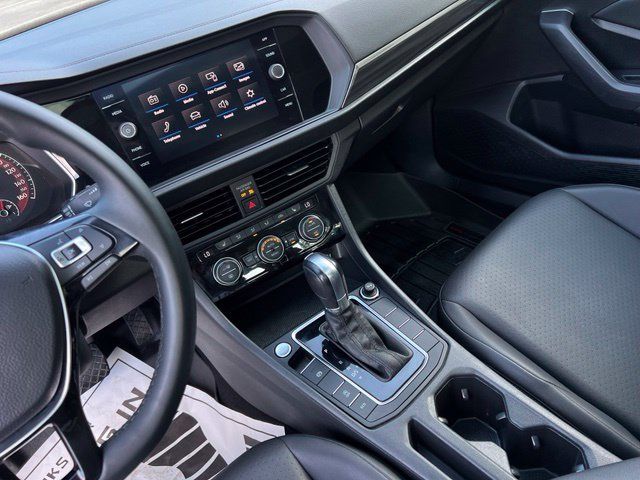 Used 2019 Volkswagen Jetta SEL FWD image 37