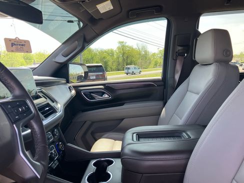 Used 2023 Chevrolet Tahoe Z71 AWD/4WD image 10