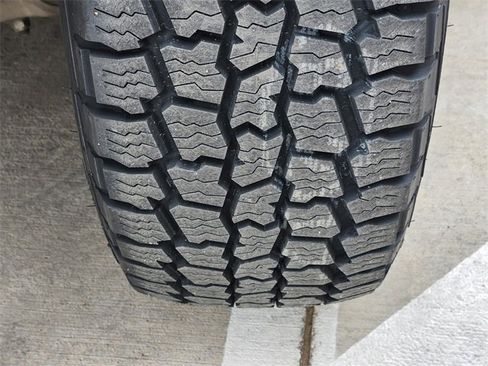 Used 2024 Ford Ranger XLT w/ Technology Package image 13