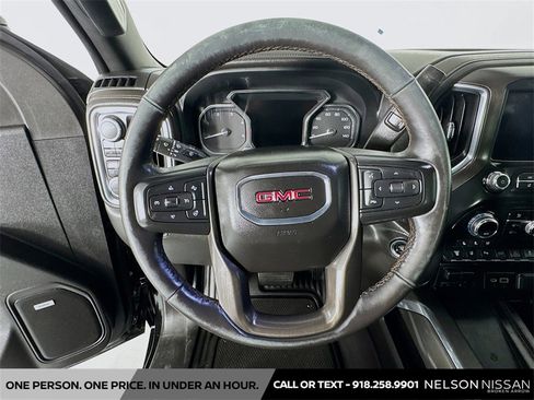 Used 2022 GMC Sierra 2500 AT4 w/ AT4 Premium Plus Package image 11