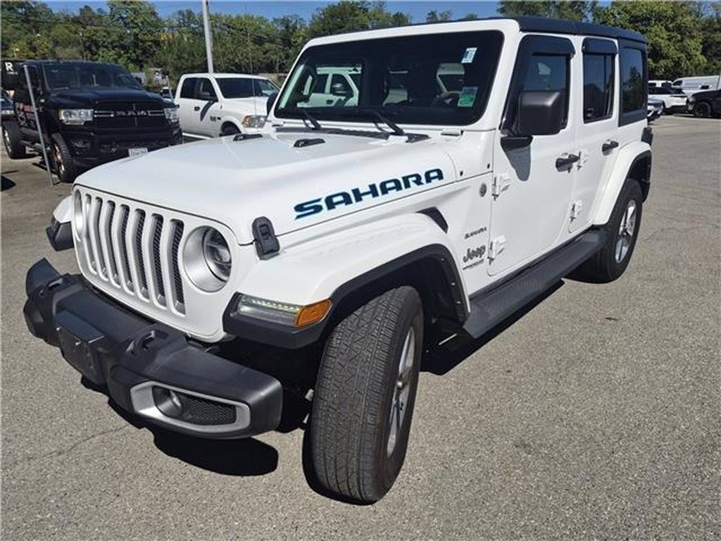 Used 2022 Jeep Wrangler Unlimited Sahara w/ LED Lighting Group AWD/4WD image 1