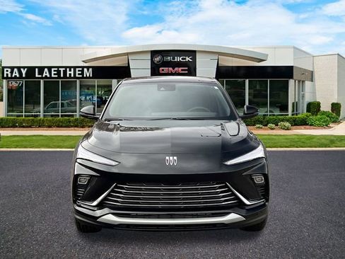 Used 2026 Buick Envista Preferred w/ Convenience I Package image 8