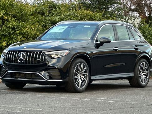 New 2026 Mercedes-Benz GLC 43 AMG 4MATIC image 7