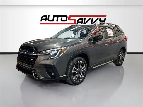 Used 2024 Subaru Ascent Touring image 3