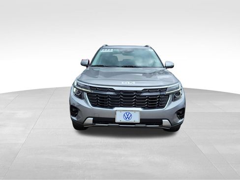 Used 2024 Kia Seltos EX AWD/4WD image 2