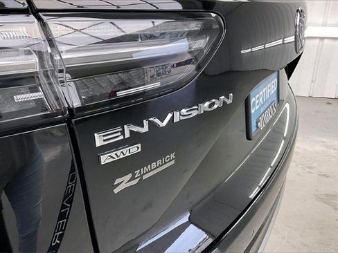 Certified 2023 Buick Envision Avenir image 9