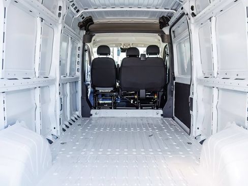 New 2026 RAM ProMaster 2500 w/ Convenience Group FWD image 29