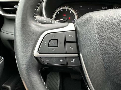 Certified 2024 Toyota Highlander XLE AWD/4WD image 10