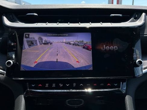 New 2026 Jeep Grand Cherokee Limited AWD/4WD image 45