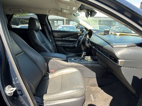 Certified 2021 MAZDA CX-30 FWD 2.5 S w/ Select Package image 29