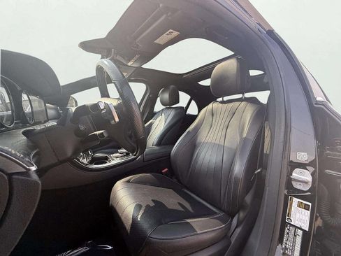 Used 2017 Mercedes-Benz E 300 4MATIC image 20