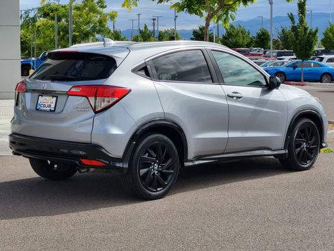 Used 2022 Honda HR-V Sport image 5
