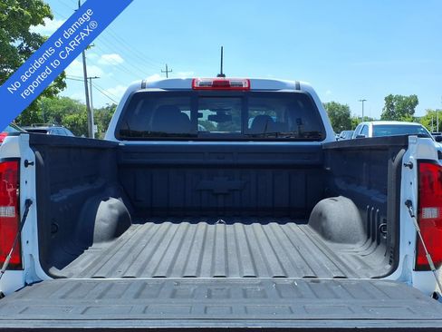 Used 2021 Chevrolet Colorado LT w/ Redline Special Edition AWD/4WD image 12