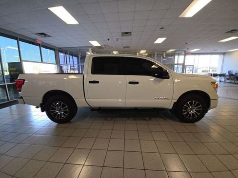 Used 2024 Nissan Titan SV w/ Accessory Utility Package image 8