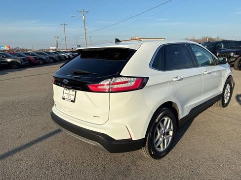 Used 2023 Ford Edge SEL image 5