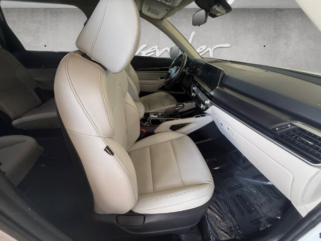 Used 2024 Kia Telluride S w/ S Sunroof Package FWD image 24