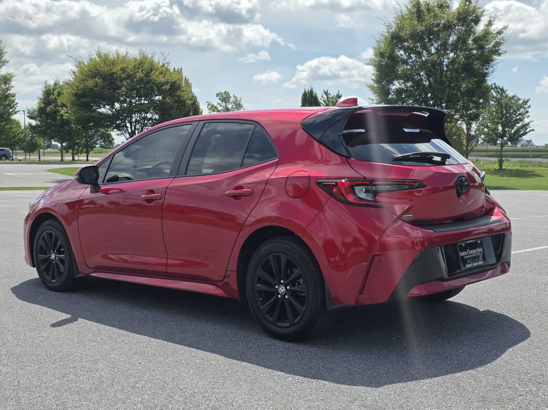 Used 2025 Toyota Corolla SE w/ SE Package FWD image 7