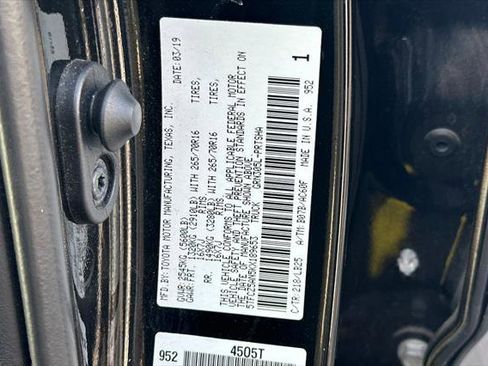 Certified 2019 Toyota Tacoma TRD Pro image 28